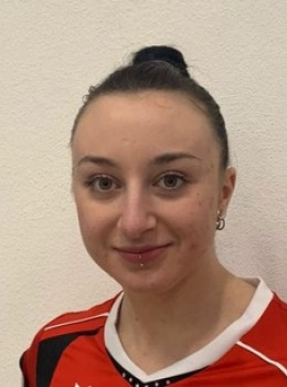 Kremer, Julia