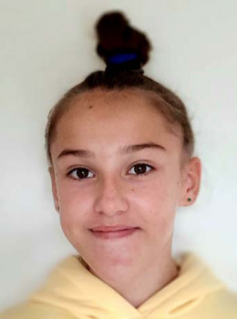 Kazakova, Zlata