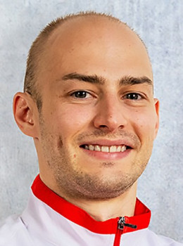 Pakhniuk, Petro