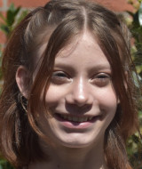 Hiller, Zoe