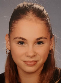 Uljee, Yuna