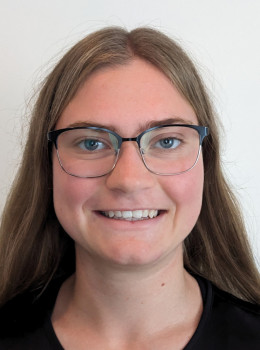 Weiß, Annika