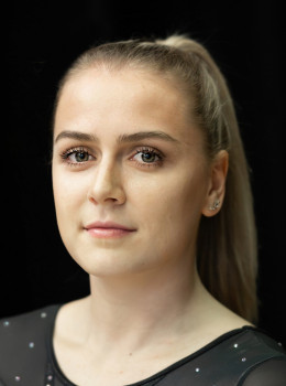 Vees, Chiara