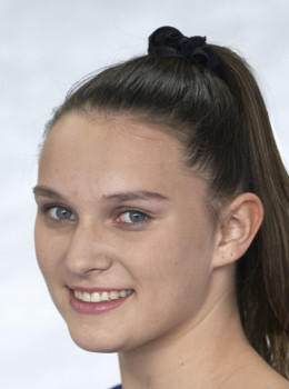 Henzler, Natalie