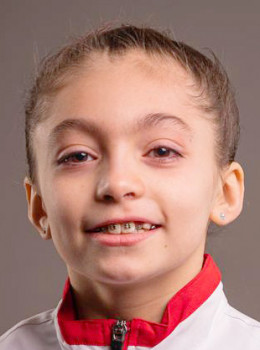 Oliviero, Elara Carolin