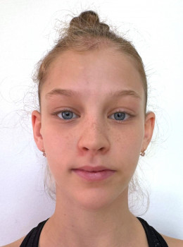 Lopatiuk, Anna
