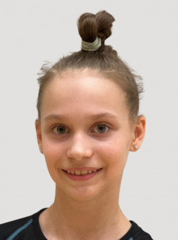 Ivanishyna, Anna